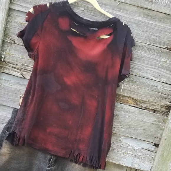 Rocker Floral Distressed Graphic Tee | Upcycled - Picture 6 of 6